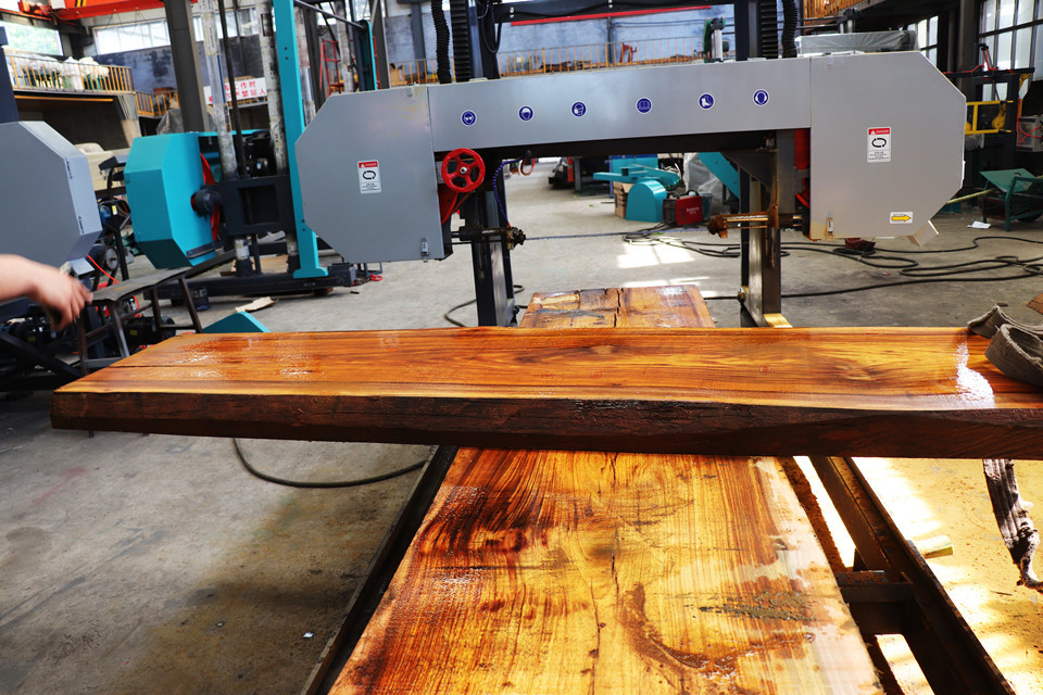 7.5Kw 120mm Wood Round Rod Making Machine Mop Stick Making Machine