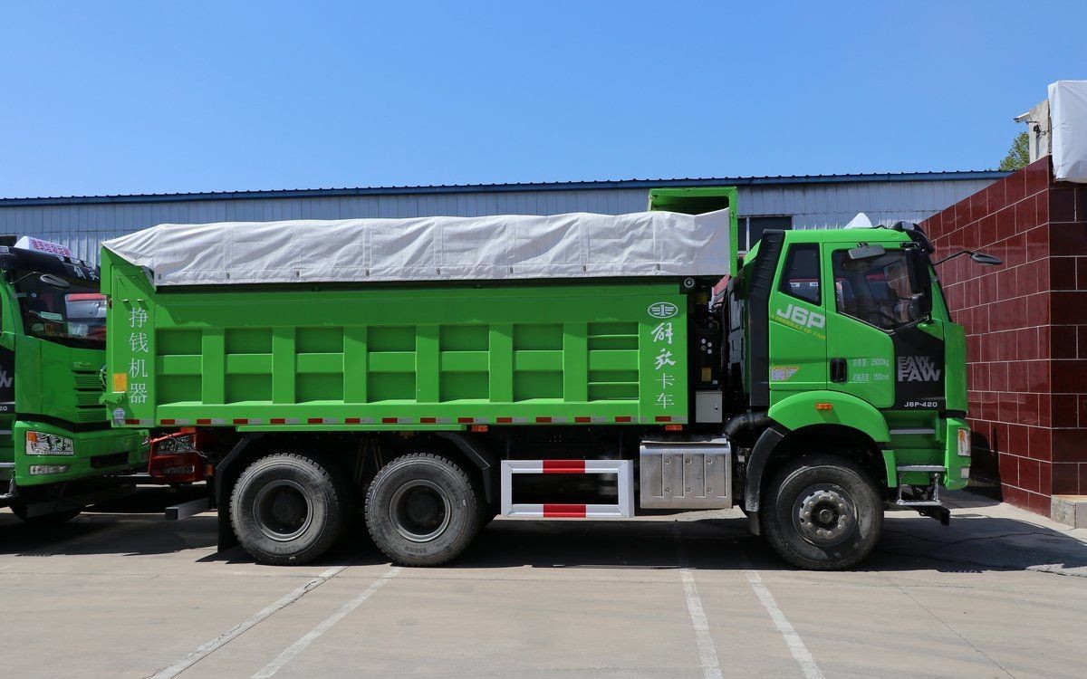 FAW Jiefang J6P Heavy Truck 420HP 6X4 Tipper Dumper Truck For Engineering Transportation