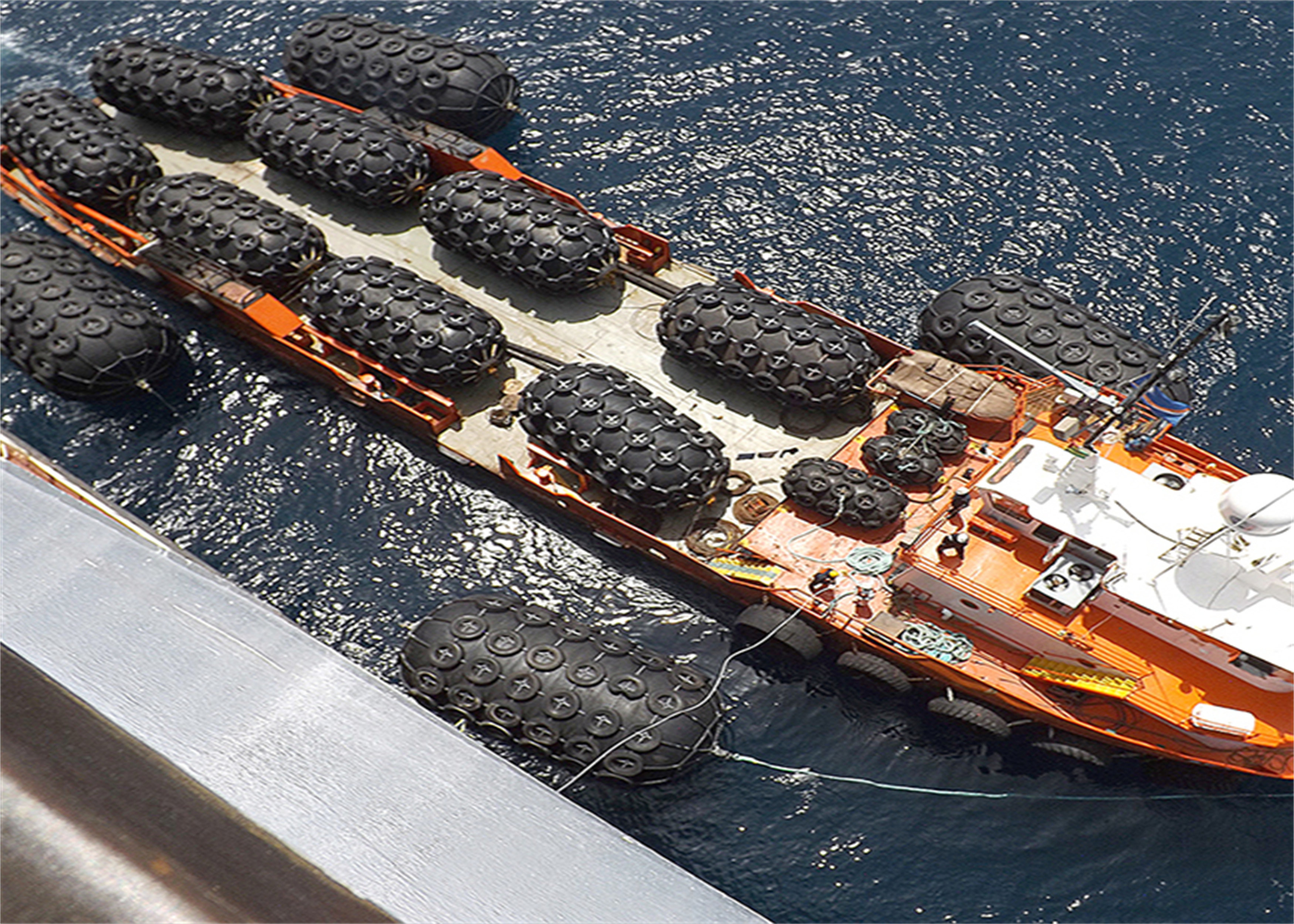 50Kpa Pneumatic Marine Rubber Fender 80Kpa Yokohama Floating Fender