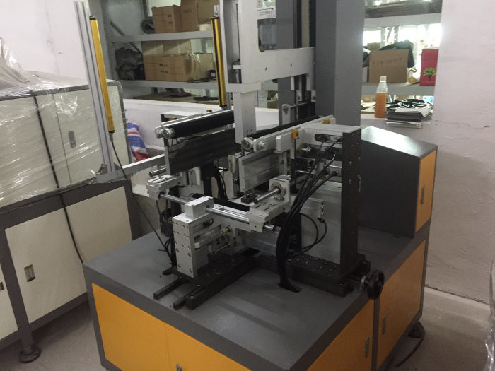  Low Noise Industrial Box Making Machine 110mm Depth ISO Certification Manufactures