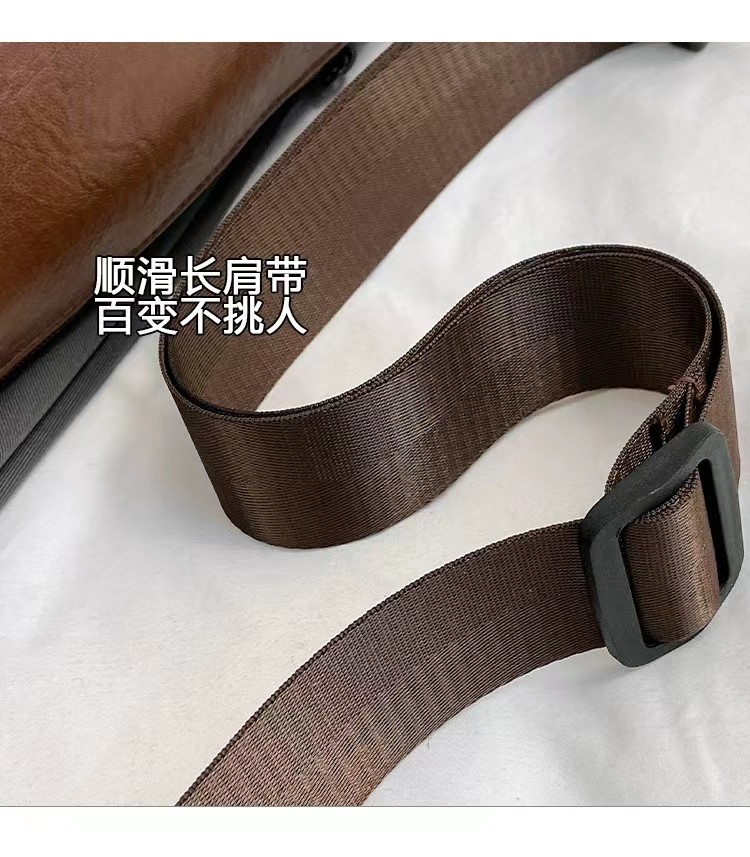 Ultra light unisex chest bag simple solid color Fanny pack brand men's crossbody bag shoulder bag