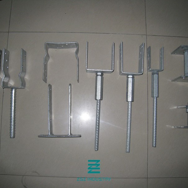 Durable Fence Pole Anchor / Galvanised Fence Fittings Iron Material ISO9001
