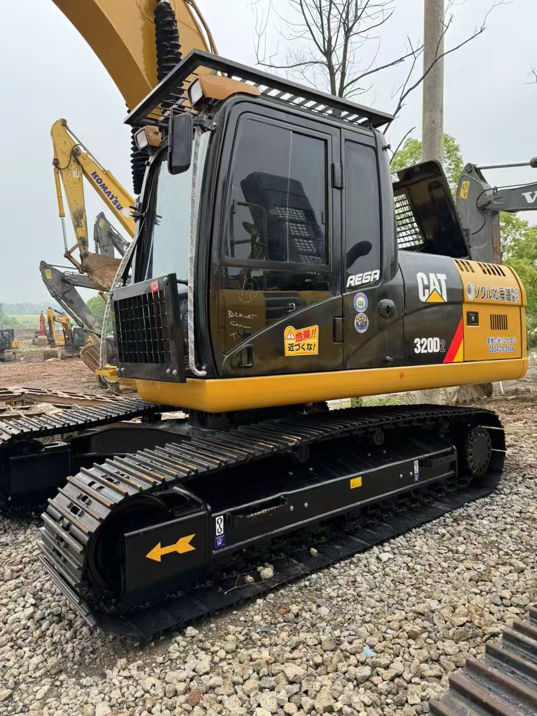 20 Ton Used Cat 320 Heavy Duty Original Import Construction Digger with 1m3 Bucket Capacity