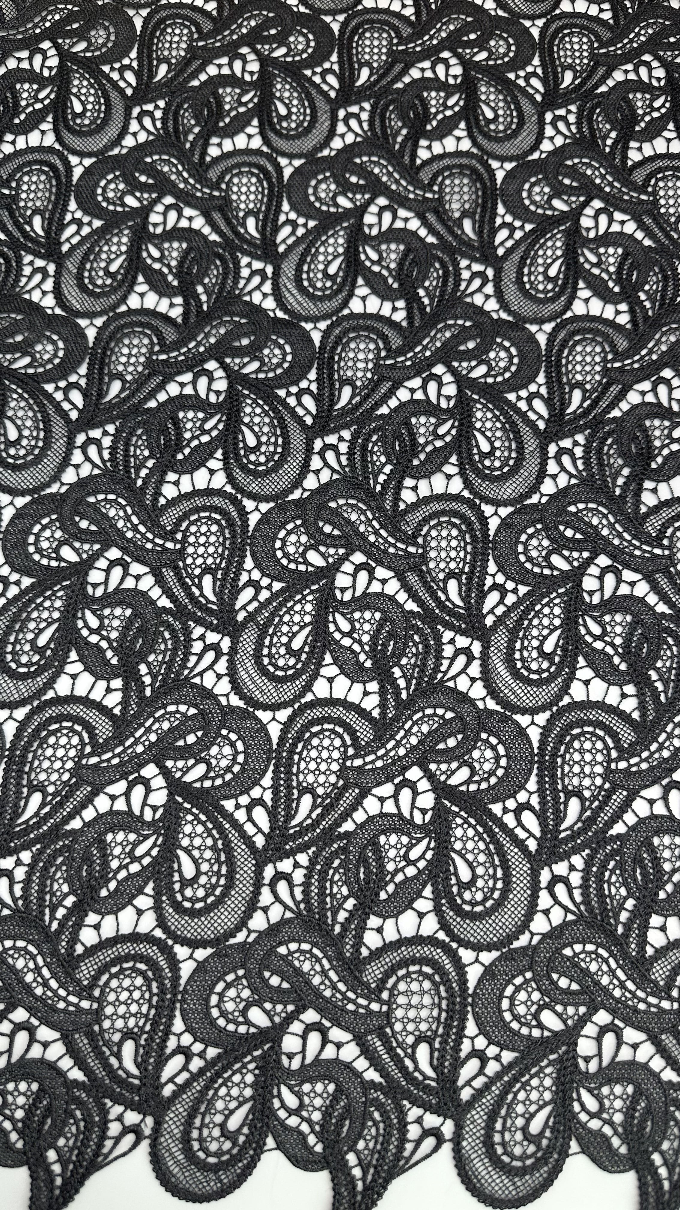 Chantilly Lace Fabric with irregular Edges Sheer Romantic Lace for Wedding Veils and Dresses