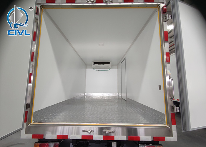 3-4 Tons Refrigerated Truck Chiller Lorry ISUZU NKR Reefer Container