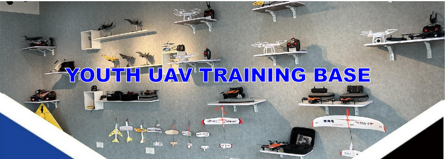 Experience the Excitement of Fx622 F22 Raptor Fighter Jet 2.4G 2CH EPP RC Airplane with LED Lights Age Range 5-7 Years