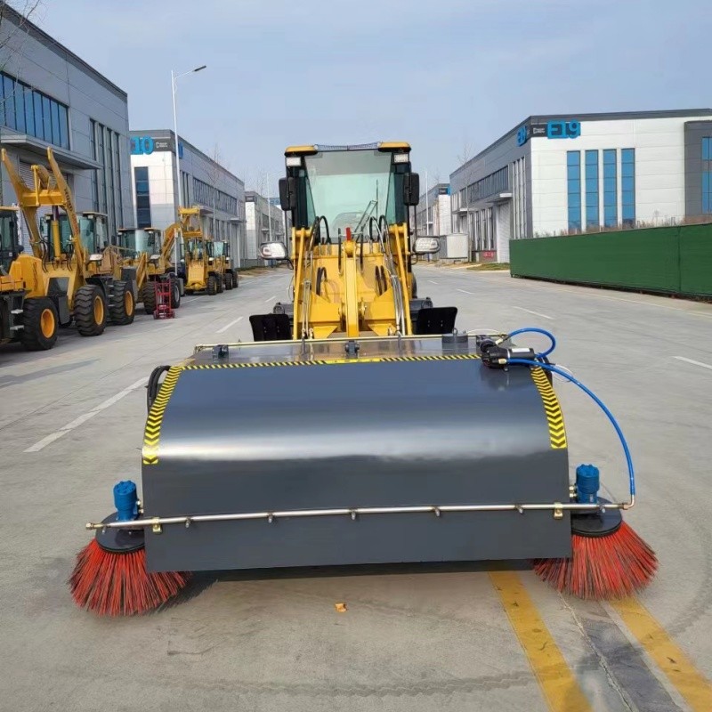 Front Mounted Sweeper Loader Machine Strong Power Four-Wheel Drive