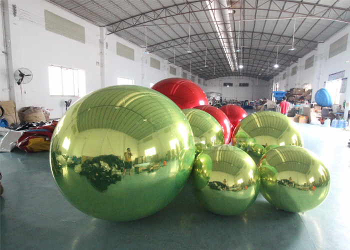 Customized Inflatable Christmas Decoration Big Hanging Mirror Ball , Giant Reflective Inflatable Mirror Balloon