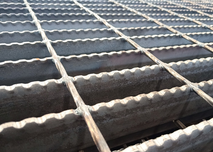 Galvanized 60mm 20*3 Serrated Metal Grating