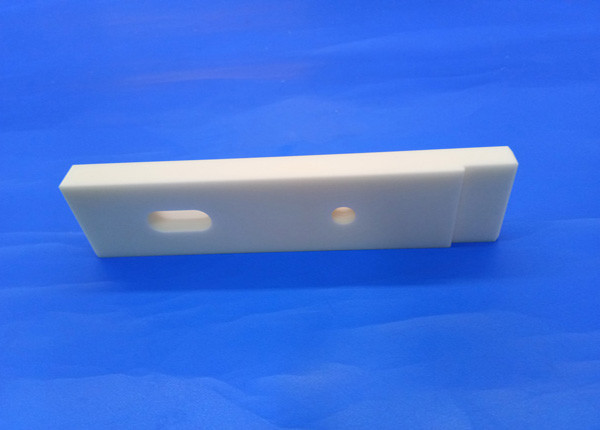 Supply Customized AL2O3 Precision 95%-99.99% high Quality Alumina Ceramic Substrate Plate