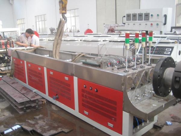 Durable Four PVC Pipes Manufacturing Machine 250KG/H / 350KG/H Capacity Double