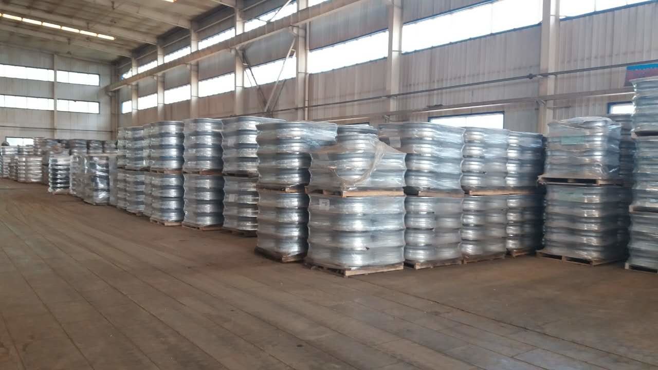 Customizable China Steel Wheel : 22.5*8.25 Steel Rim Wheel and Tubeless Wheel Customizable