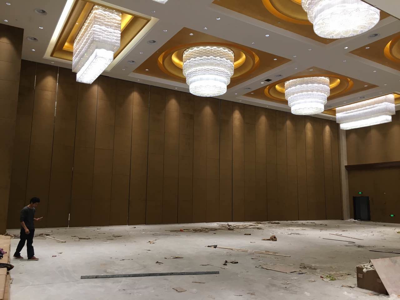 Movable partition wall Automatic turning high quality track extra high partition wall