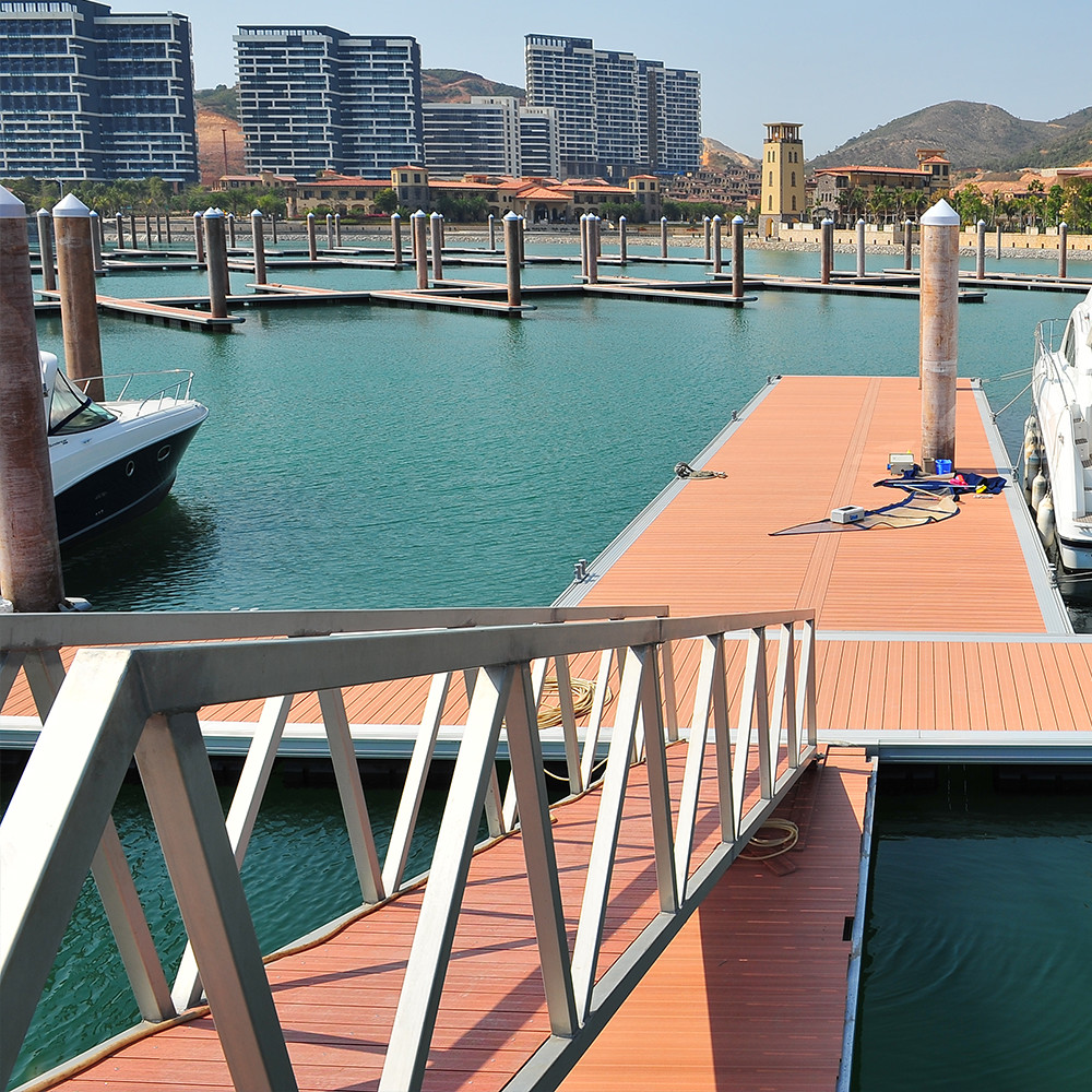 Durable Floating Dock Bridge Marina Pontoon Walkway With Wood Decking