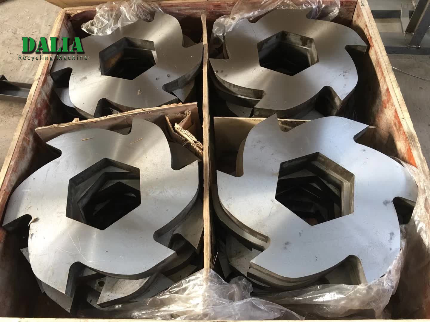Durable Heavy Duty Metal Shredder Industrial Metal Shredder Double Shaft Design
