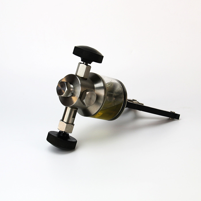 0 - 60Mpa Hydraulic Pressure Vacuum Hand Test Pump / Hand Held Pneumatic Calibration
