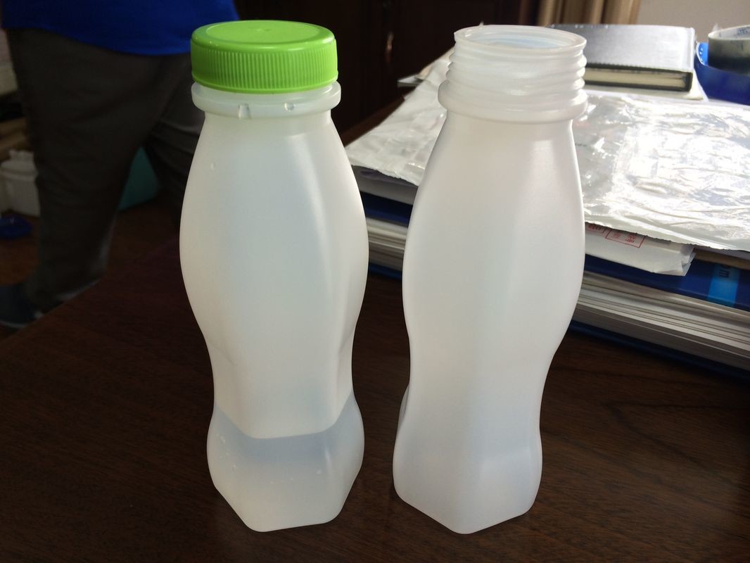 50ML-4L High Speed Plastic Bottle Blow Molding Machine MP70D-1ST For Food Bottle And View Strip