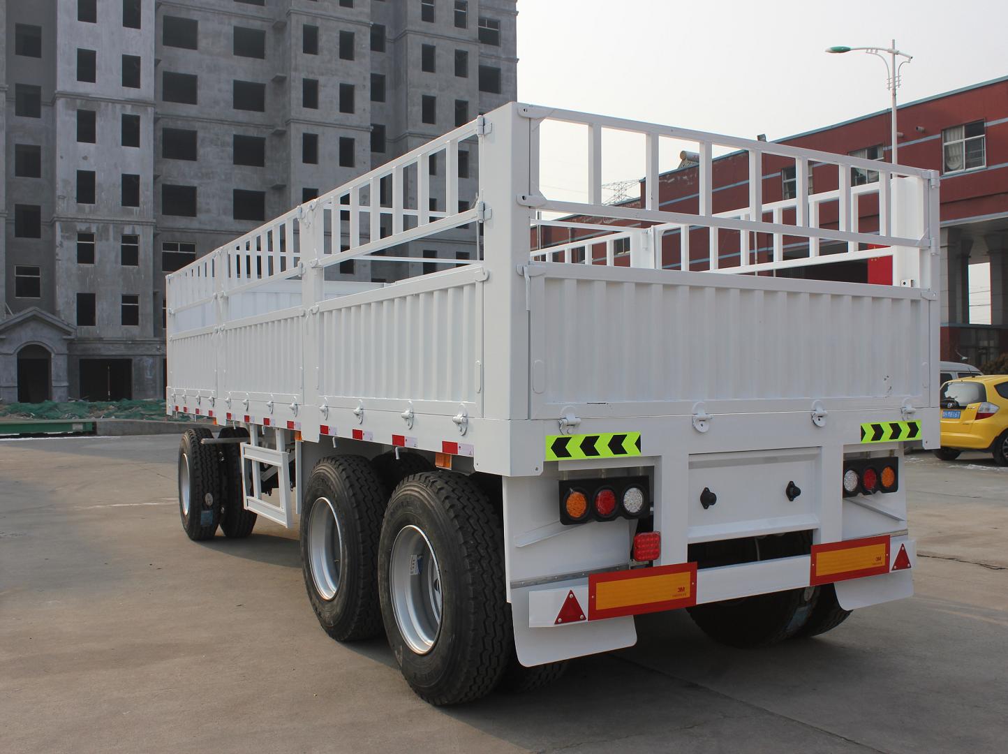 12R22.5 Tire 20tons 30tons Fence Trailer Bulk Cargo Tractor Hydraulic Dump Full Trailer