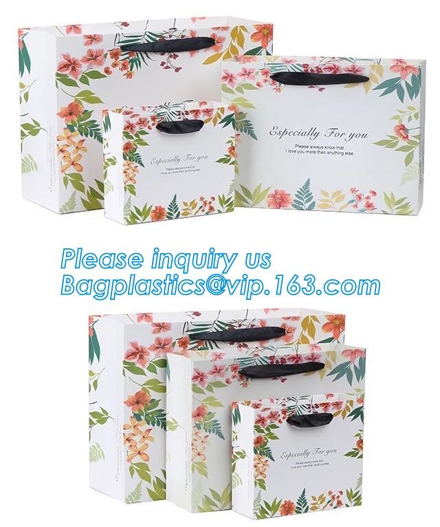 Flat Paper Handle Eco Friendly Retail Packaging Paper Carrier Bag Personalization Logo