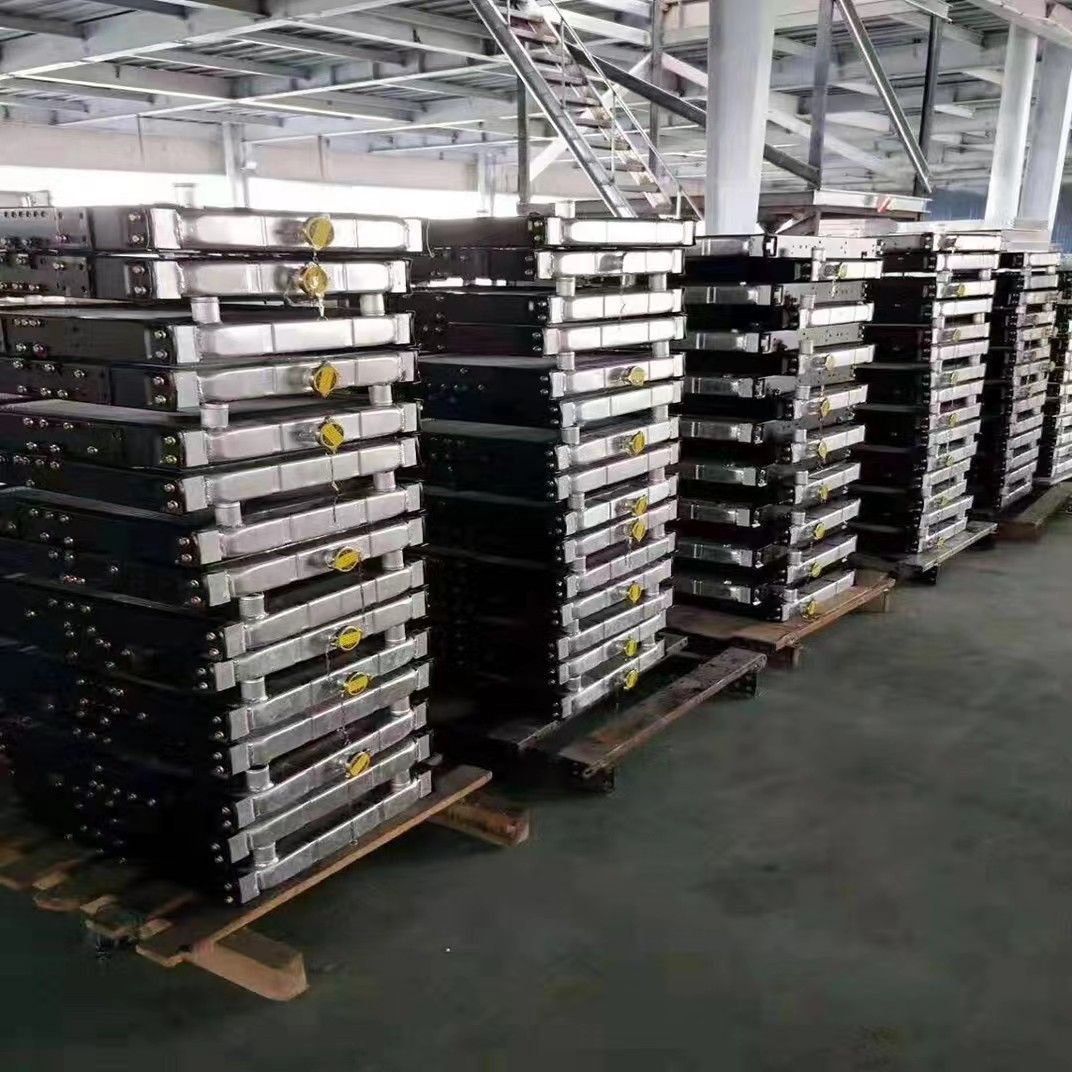Year 2006- HOWO A7 Truck Parts for National Heavy Duty Truck HOWO 371 375 Dump Truck