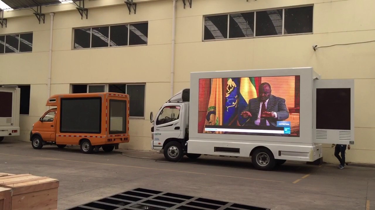 IP54 P10mm 960*960mm Mobile Truck LED Display For Movable Advertising