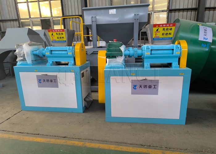Npk Dry Powder Pellet Machine Chemical Fertilizer Double Roller Press Granulator