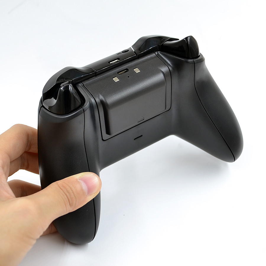 High Quality Charging Dock Dual Charger Station with 2 x1200mAh Rechargeable Batteries and USB Cable for Xbox One