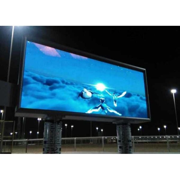 Quality HD Outdoor SMD LED Display 6800 Nits Brightness Wide Viewing Angle With Two Pillar Type for sale
