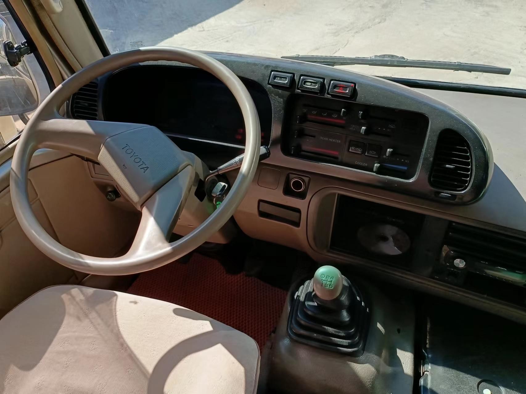 2012 Year 29 Seats Mini Used Coaster Bus Toyota With 1Hz Diesel Engine In Good Condition