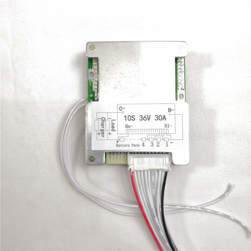 Same Port Battery Management System For Electric Vehicle 7S-32S 15A 20A 25A