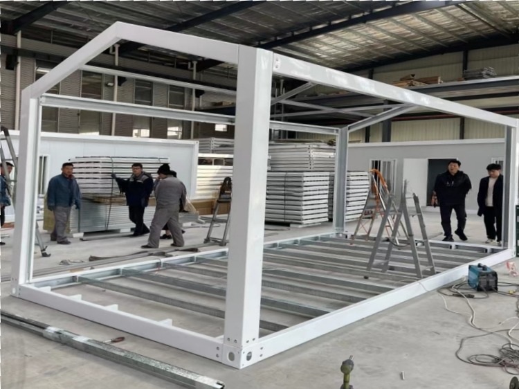 Industrial Design Style Steel Frame for 6 x 3 x 2.8m Flat Pack Galvanized Light Steel Prefab Shipping Container Module