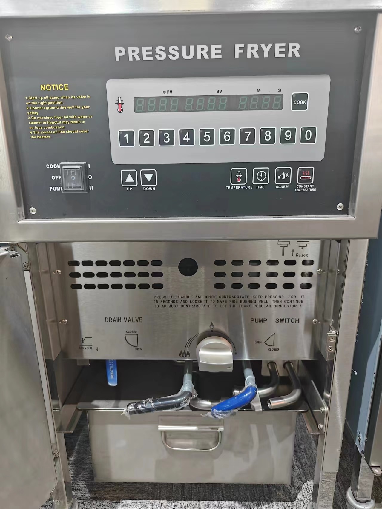 Digital Compute Panel Gas Heating 4HD Broast Frying Machine Chicken Pressure Fryer