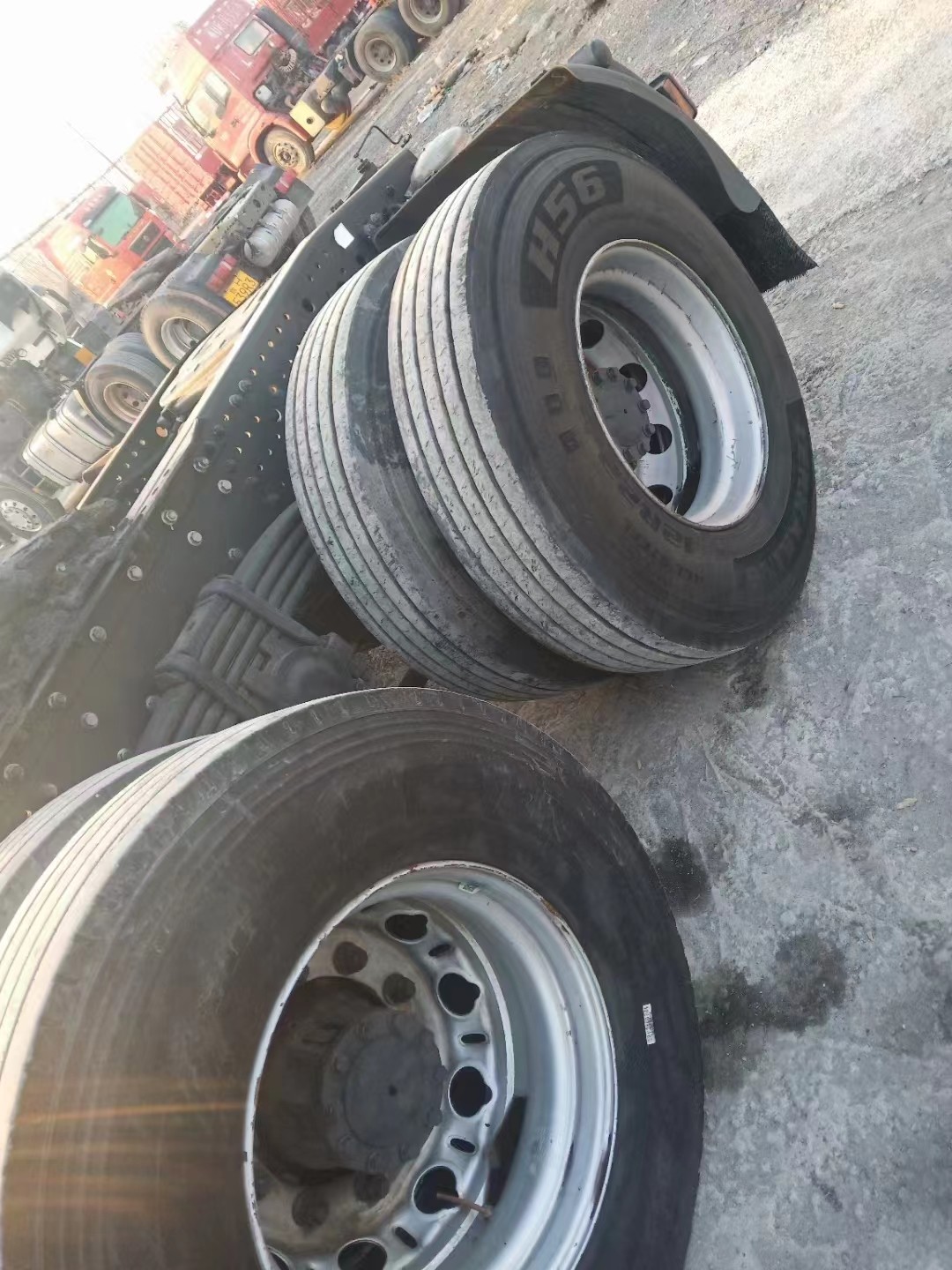foton auman EST Time-travel edition 560 HP 6X4 Automatic Gear Tractor Truck