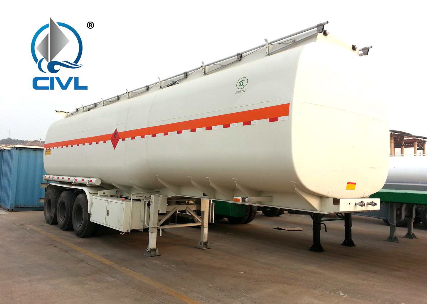 2 Axle / 3 Axle Bulk Cement Semi Trailer Trucks With 30m³ - 68m³ Capacity