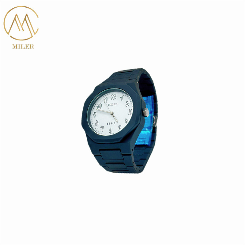 30 Meters Water Resistance and Quartz Movement Quartz Watch