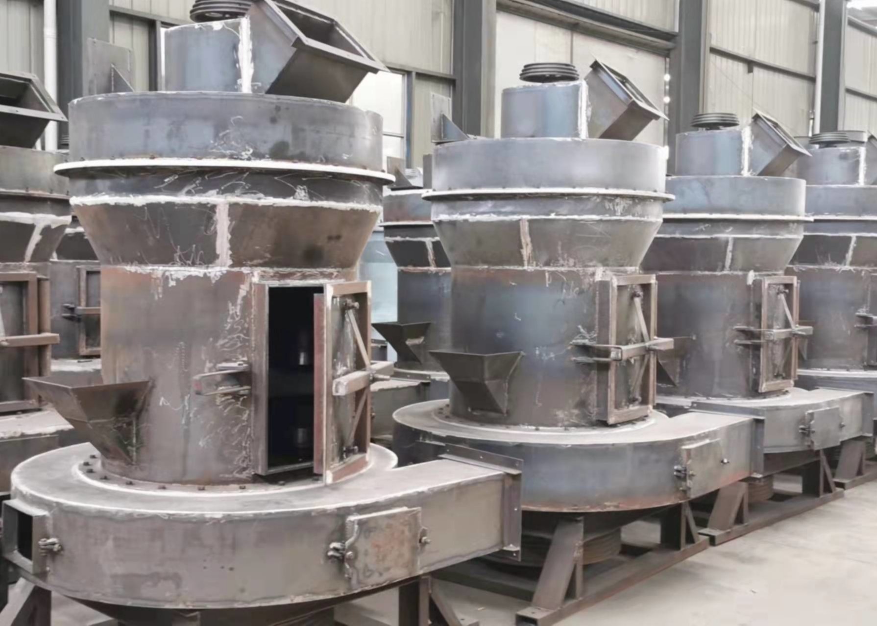 Large Capacity Limestone Raymond Mill Machine 1-20 Ton / H