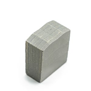 24*13.6/14.4*20.5 Mm Diamond Cutting Segment For Granite Superior Sharpness