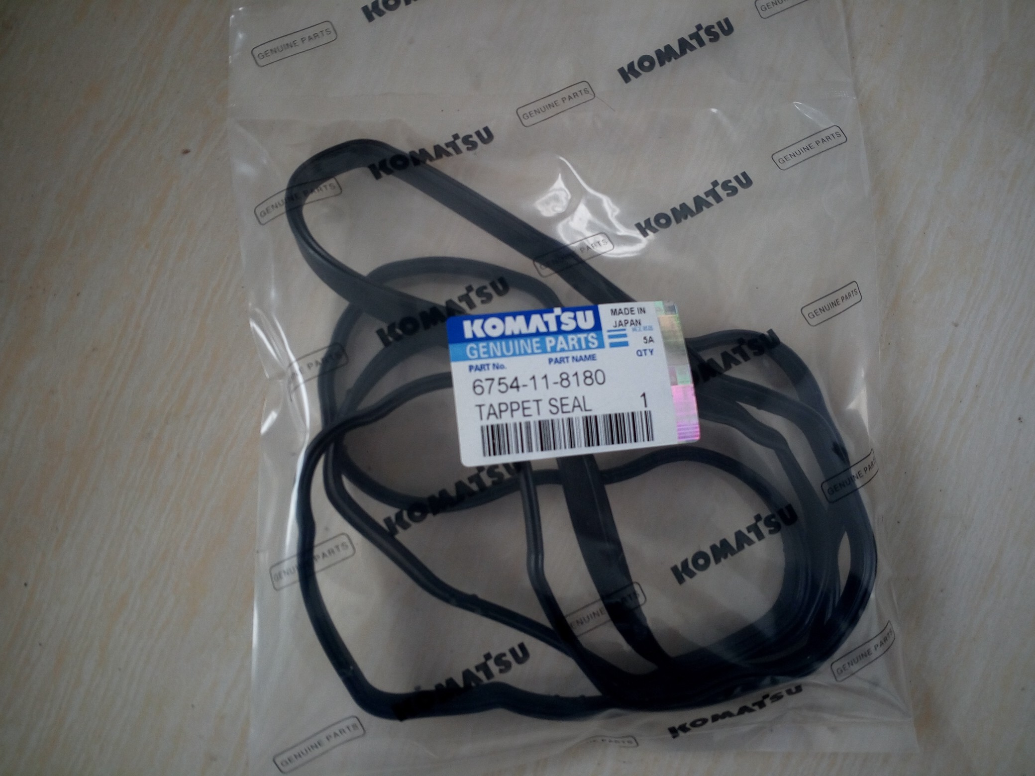 KOMATSU pc200-8 pc220-8 ROCKER ARM gasket 6754-11-7120 , cylinder head cover gasket 6754-11-8180