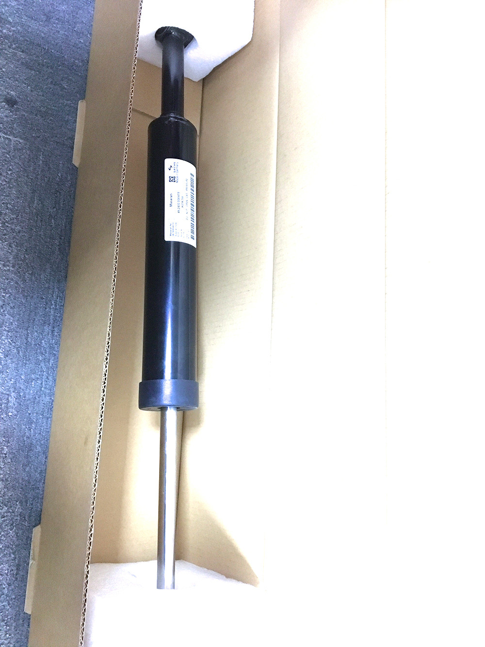 Standard Car Shock Absorber 6700054570 06700054570 For Maserati