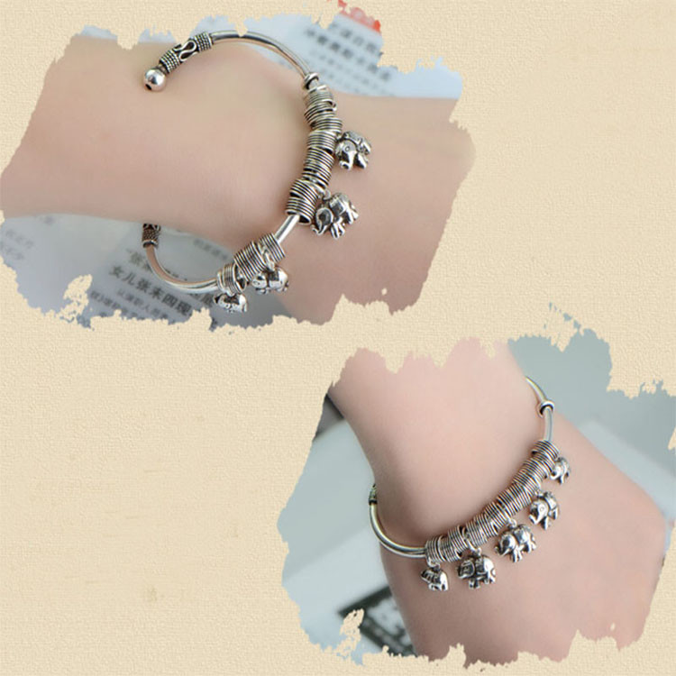 Sterling Silver Elephant Charm Bracelet Thai Silver Vintage Jewelry (B6041203)