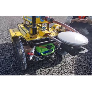 Intelligent Robot Bottom Line Road Marking Machine GPS Positioning