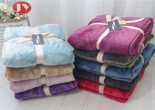 OEM/ODM Logo Luxury Flannel Polyester Fleece Blanket All Season Luxurious Gift