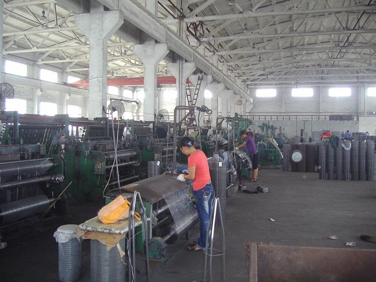 0.5-2 mm 1/2x1/2 1x1 50x50mm square mesh galvanized after welding hot dipped galvanized welded wire mesh