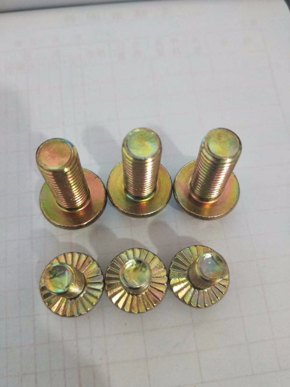 High Strength DIN7991 Black Zinc Steel Flat Head Hex Socket Screw for Heavy Machinery