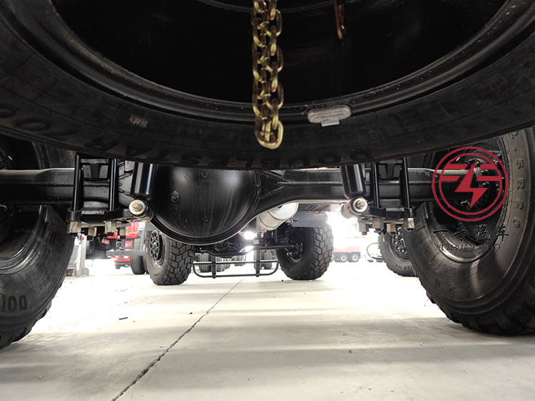 Euro 3 Manual Transmission 4X4 All Wheel Drive Off Road Truck for Personnel Transportation
