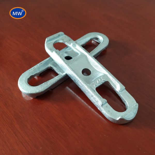 Straight Link Drop Forged Rivetless Chain 1.5 Inches Width Solid Pin Type for