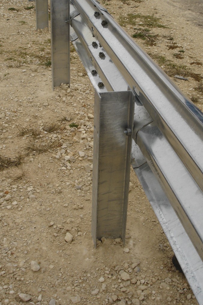 Road Traffic Safe Highway Guardrail Spacer and Posts for Anti-corrosion Road Safety