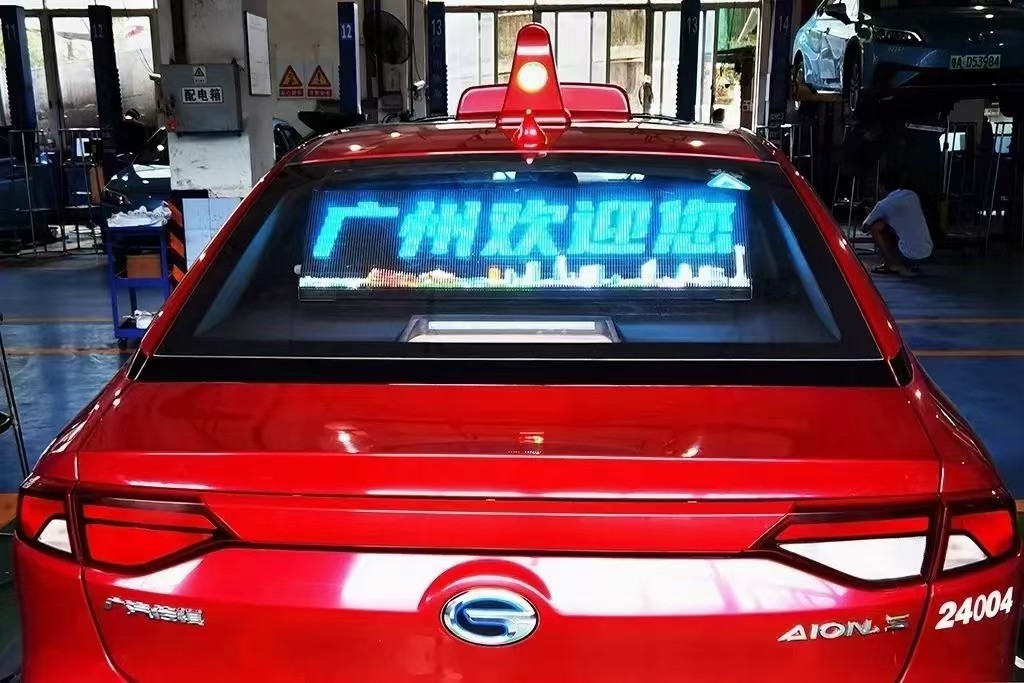 Moisture Proof P2.6B Rear Window LED Display Silver 12V Advertising Signs