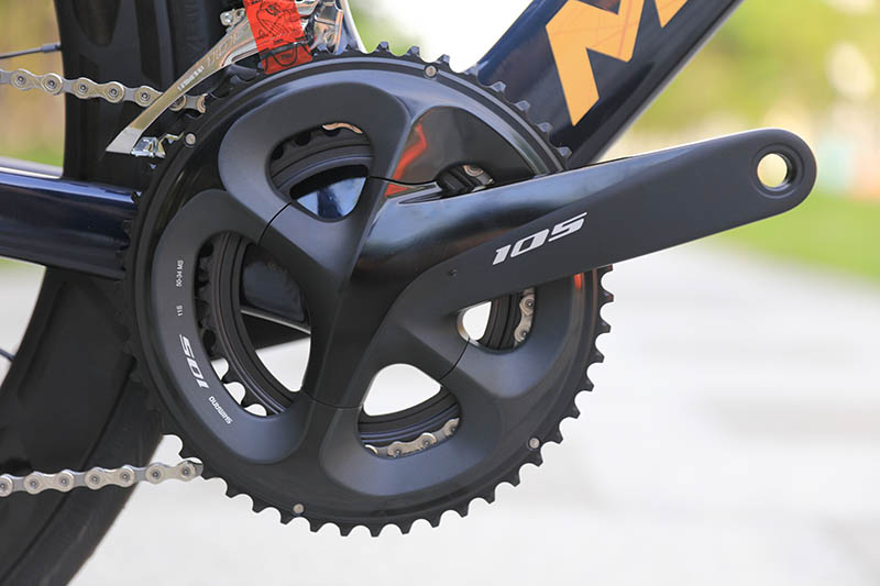 22 Speed Carbon Road Bike With 700*25C Tire And Disc Brake 31.8*420 Carbon Handlebar