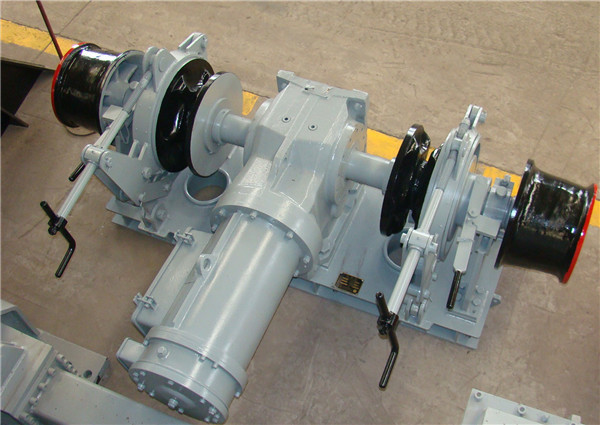 24mm 380V Horizontal / Vertical Marine Anchor Windlass With Drum